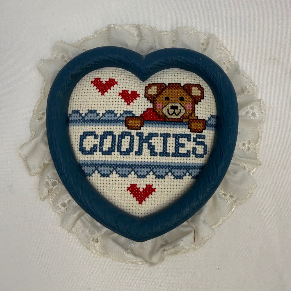 Vintage Handmade Cross Stitch Heart Teddy Bear Cookies Jar Lid Eyelet Lace Blue